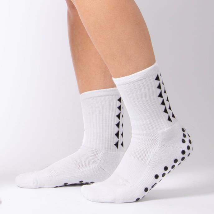 totes toasties® Unisex Gripper Sports Socks (Twin Pack) White Extra Image 3
